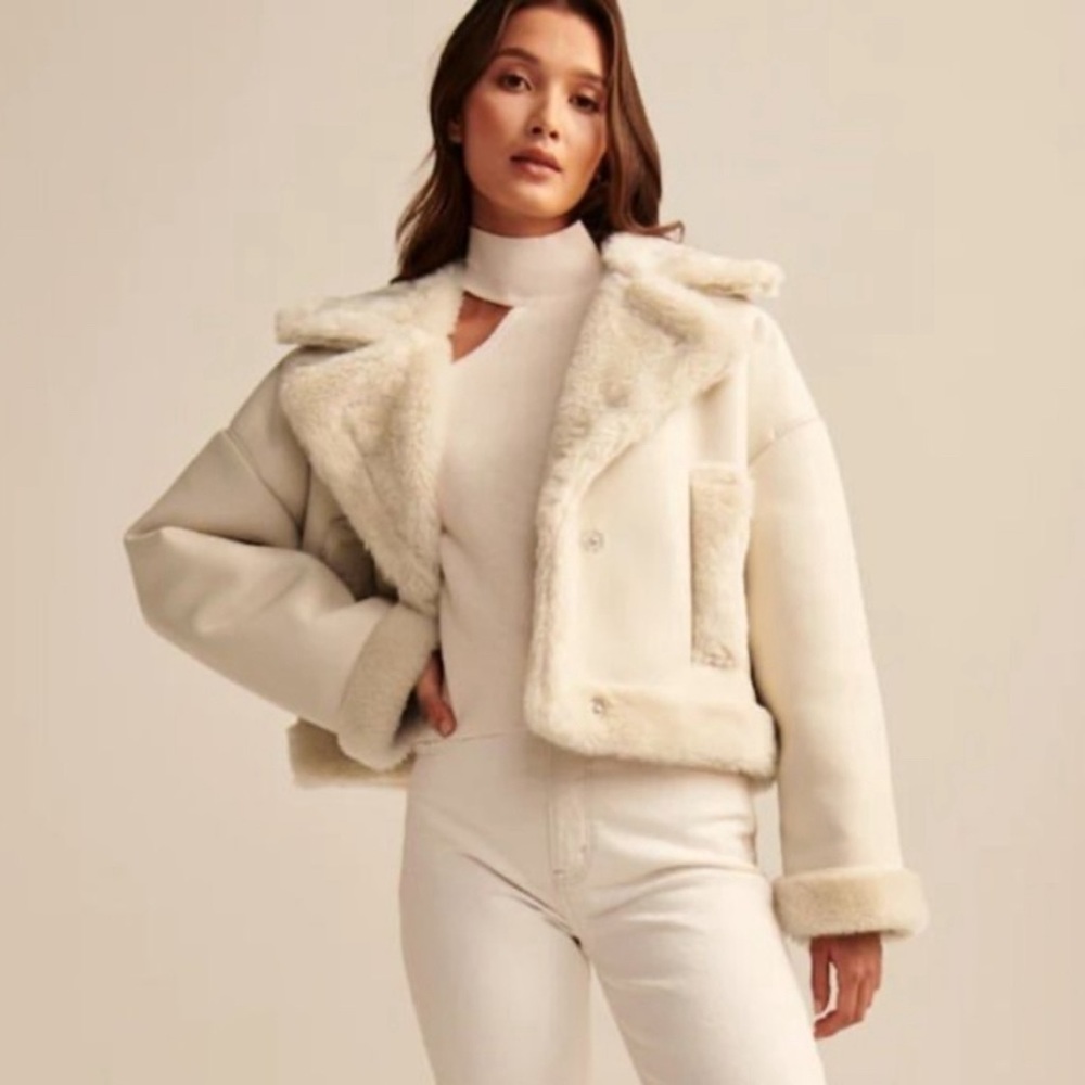 Women's Oversized Short Sherpa-Lined Vegan Leather Coat